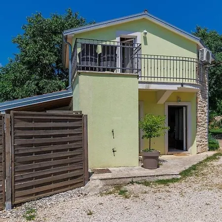 Ana Holiday home Kanfanar